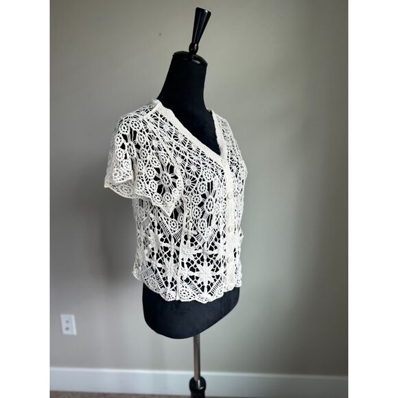 NWOT GLG Women's Cream Knit Crochet Button Front Short Sleeve Top Size M - Picture 3 of 9